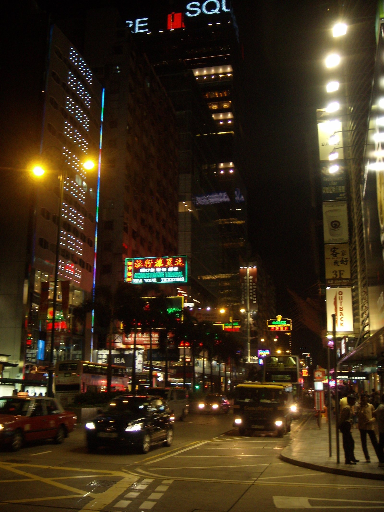 Kowloon Night Market: Where Men Do the Shopping