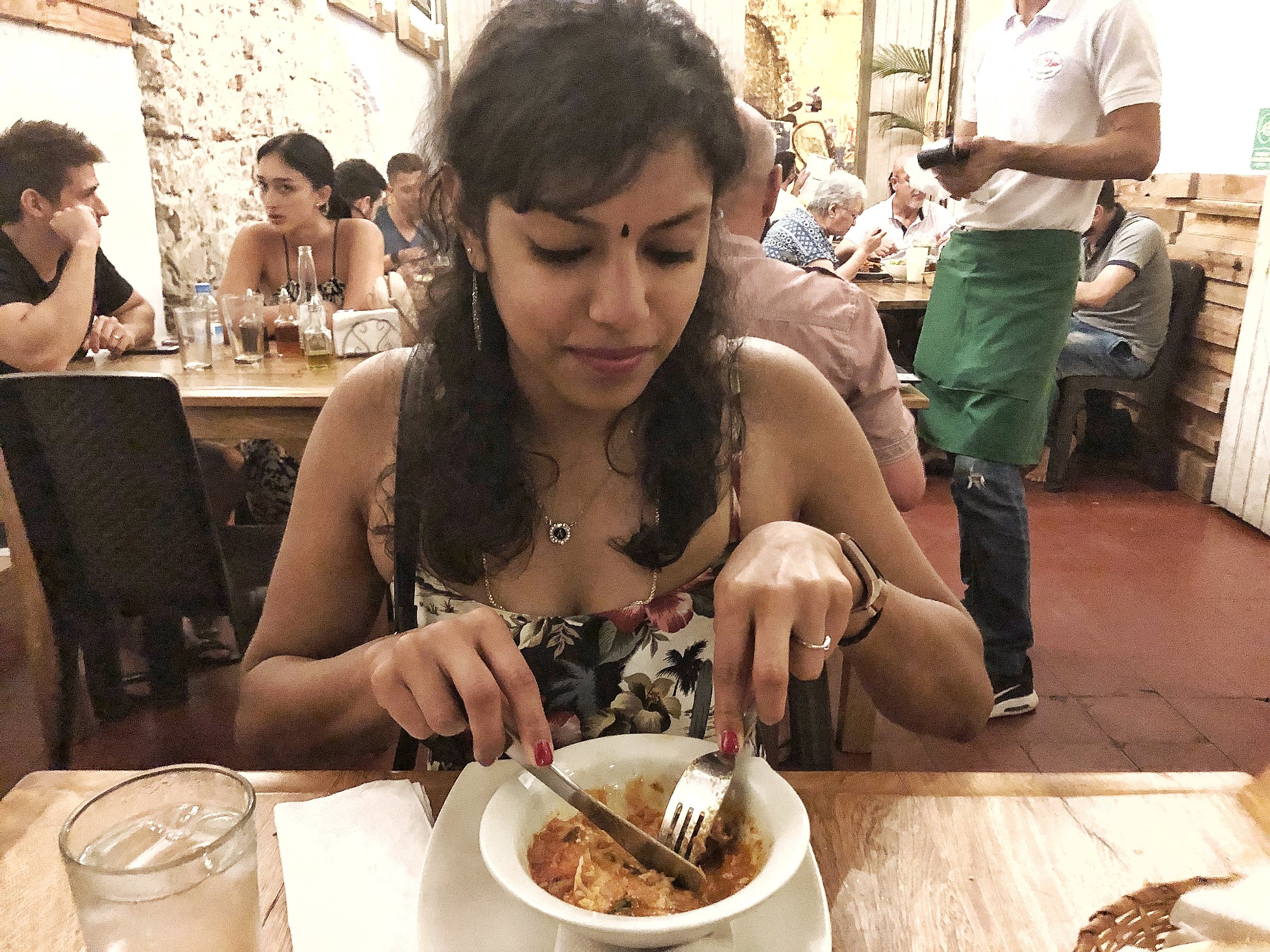 what to eat in Cartagena, where vegetarians can eat in Cartagena, best restaurants in Cartagena, vegetarian food in Colombia, ultimate dining guide to Cartagena, ultimate dining guide to colombia, top restaurants for vegetarians in colombia, top restaurants for vegetarians in cartagena, vegetarian guide to cartagena, where to eat in cartagena colombia, top restaurants in cartagena, top restaurants in colombia, best italian food in cartagena, best italian food in colombia, best italian good in getsemani, best restaurants in getsemani, where to eat in getsameni, ultimate guide to getsemani, best food in getsemani, italian restaurants in getsemani 