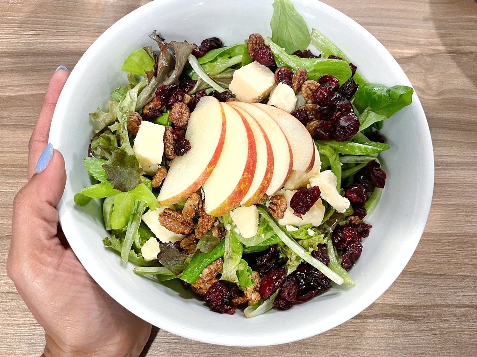 Washington Apple Salad at Osprey’s was perfectly balanced thanks to the addition of cheddar against the sweeter ingredients.