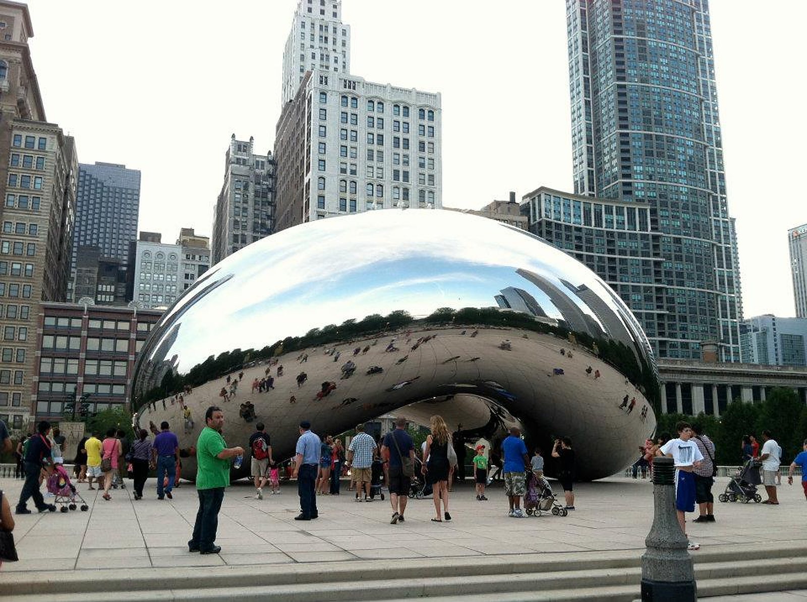 The Bean Chicago, Cloud Gate Chicago 
