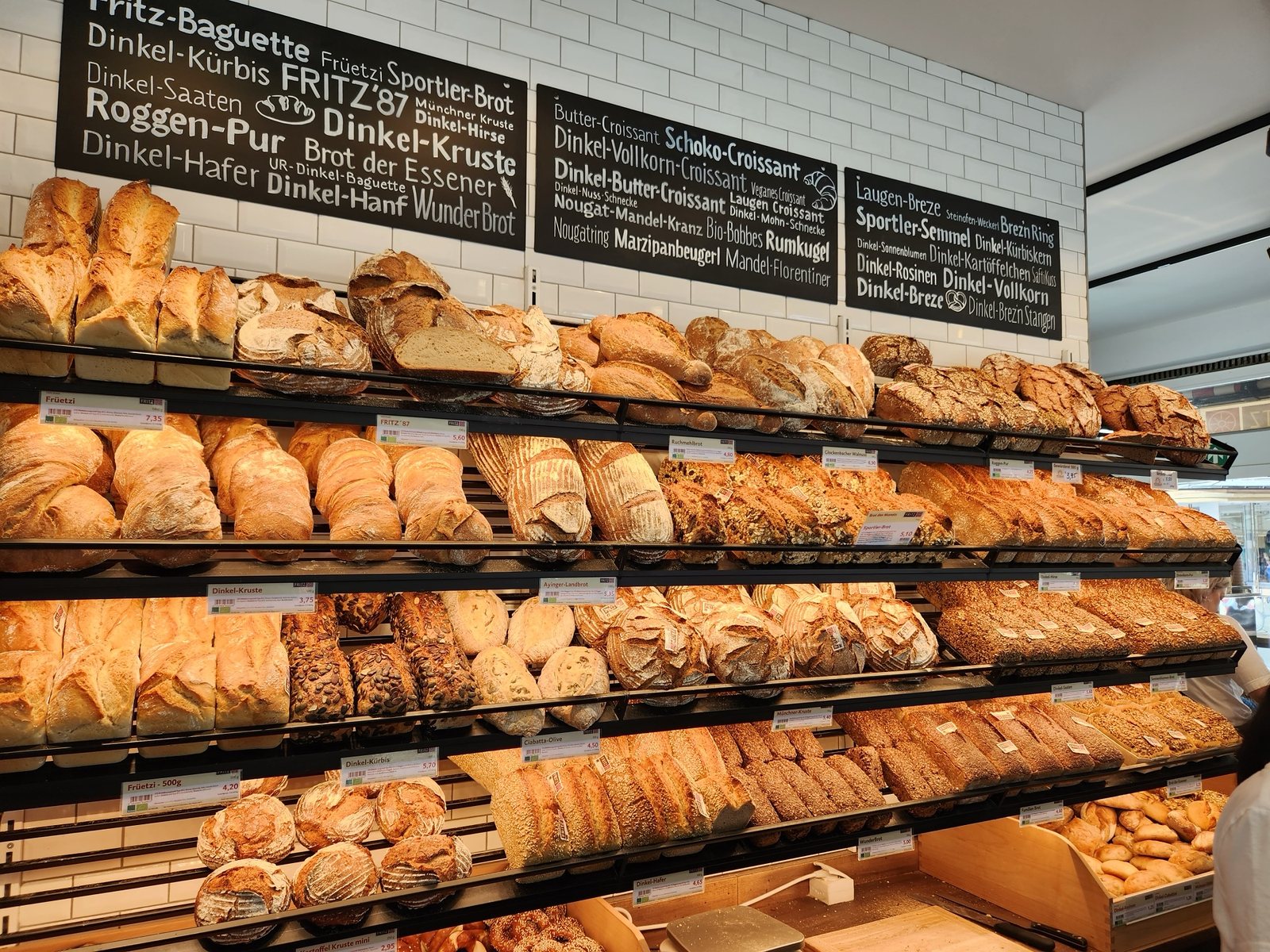 Bread section of a grocery store